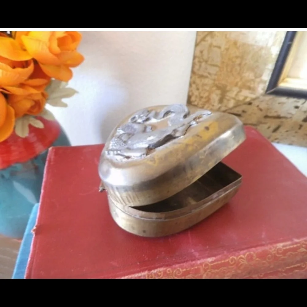 Vintage Angel Heart box Cupid Trinket Romantic Cottagecore Brass Ring Gift